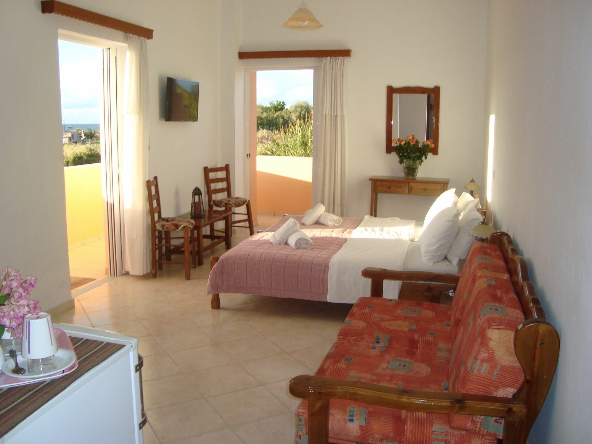 Athina Hotel Rethymno  ภายนอก รูปภาพ